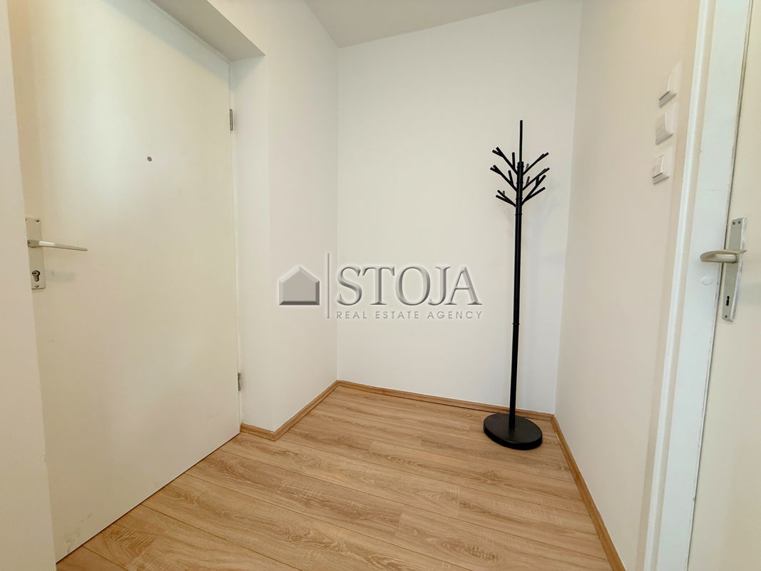 Location: Ljubljana City, Bežigrad, Bežigrad