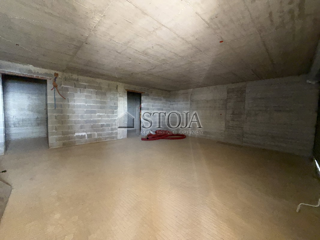 Location: Ljubljana okolica, Mengeš, Dobeno