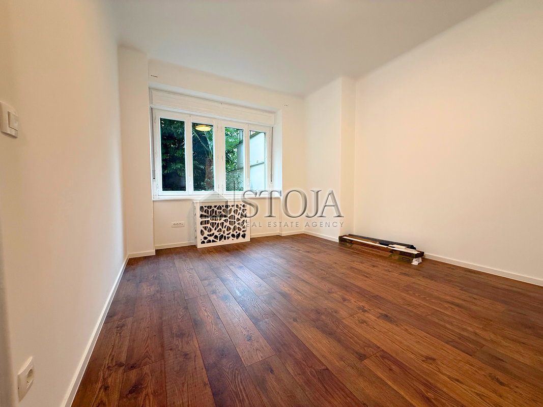 Location: Ljubljana mesto, Center, Center