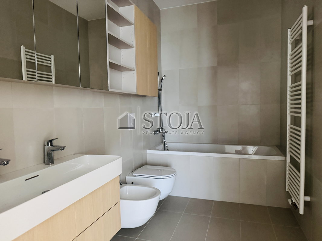 Location: Ljubljana mesto, Center, Center