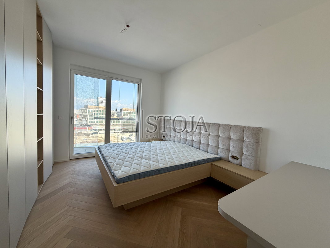 Location: Ljubljana mesto, Center, Center