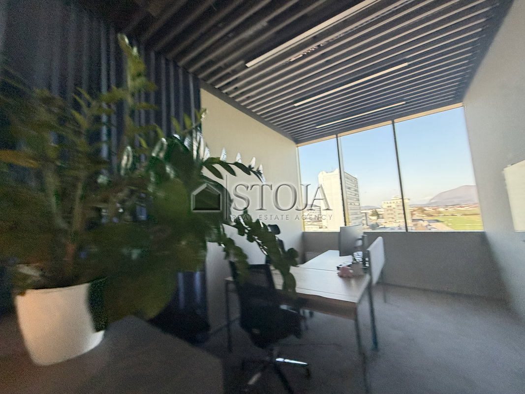 Location: Ljubljana mesto, Šiška, Stegne