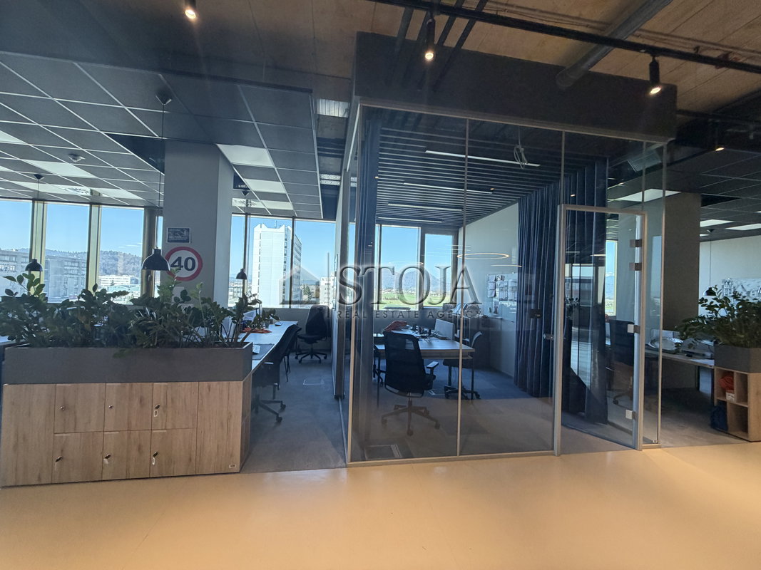 Location: Ljubljana mesto, Šiška, Stegne