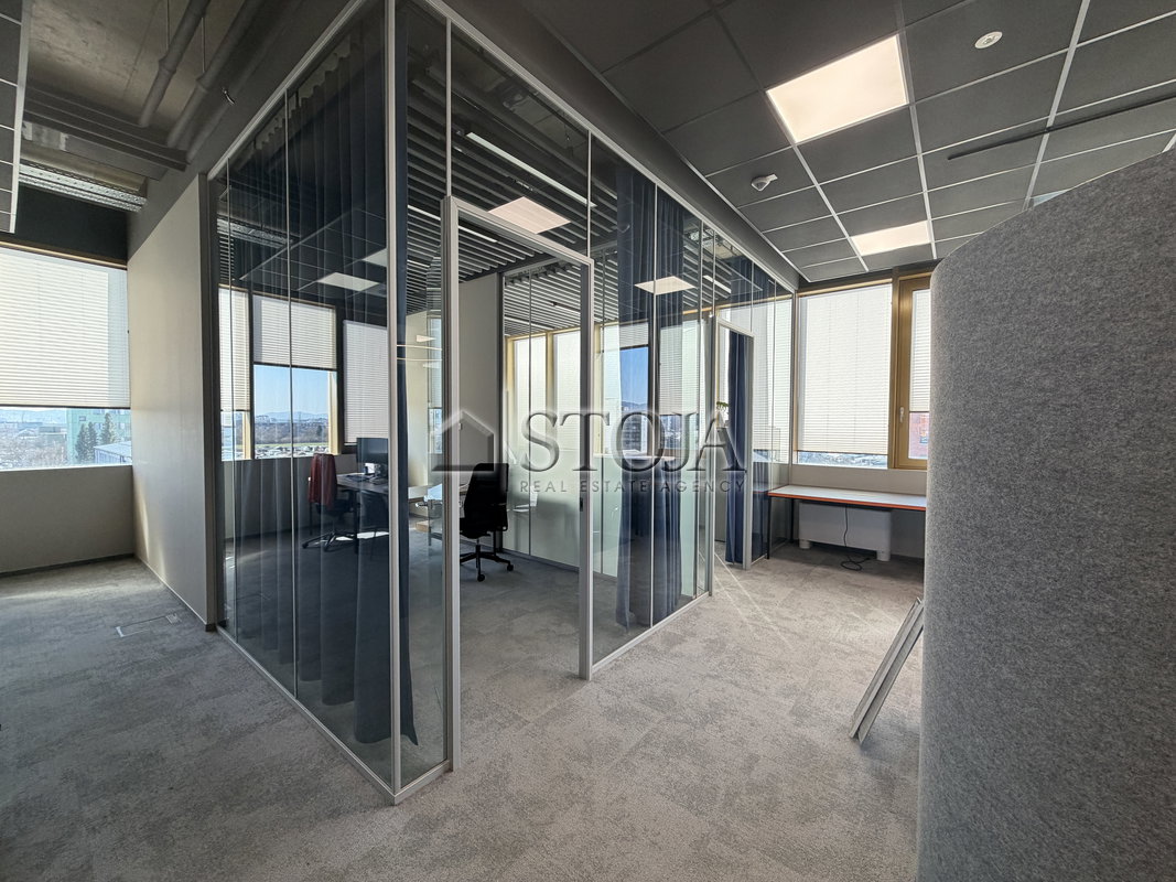 Location: Ljubljana mesto, Šiška, Stegne