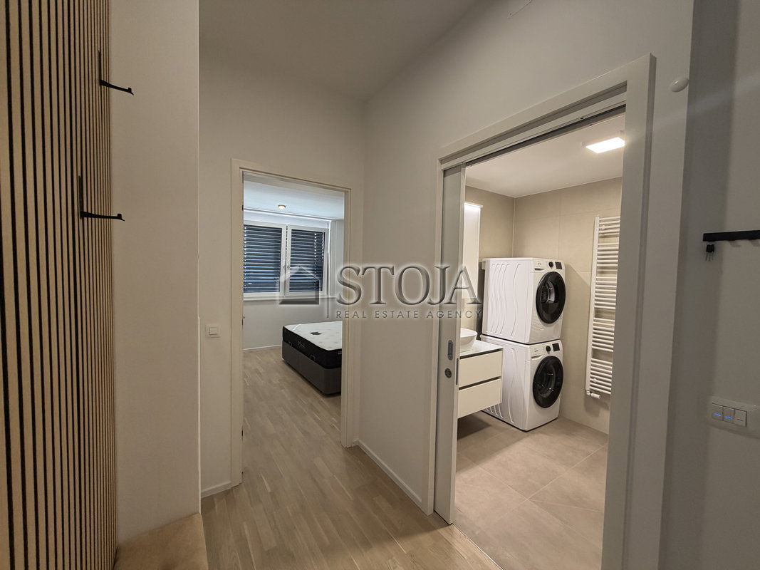 Location: Ljubljana mesto, Moste-Polje, Zelena jama