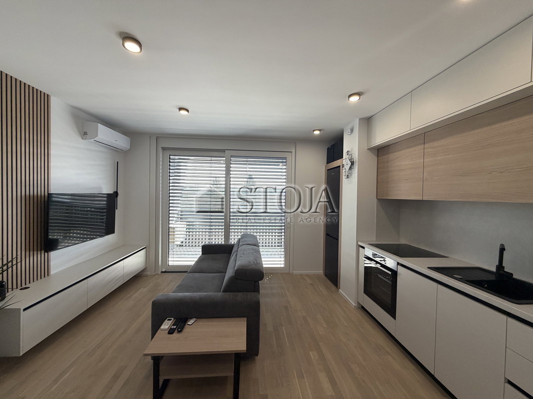 Location: Ljubljana mesto, Moste-Polje, Zelena jama