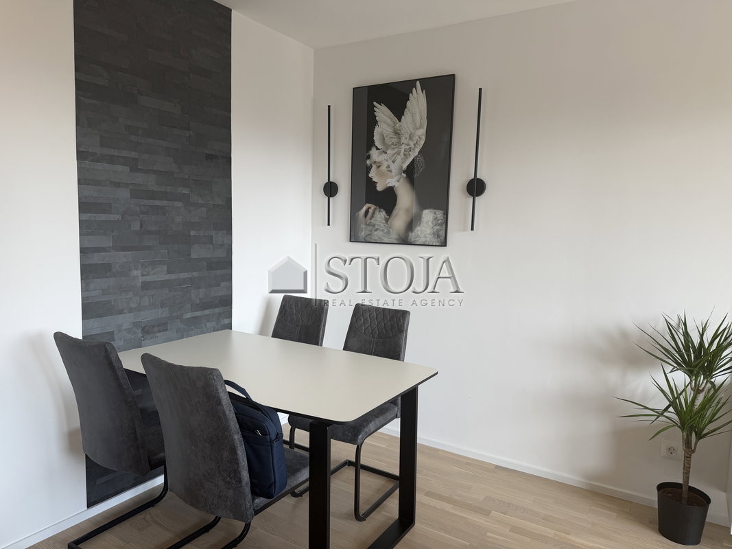 Location: Ljubljana mesto, Moste-Polje, Zelena jama