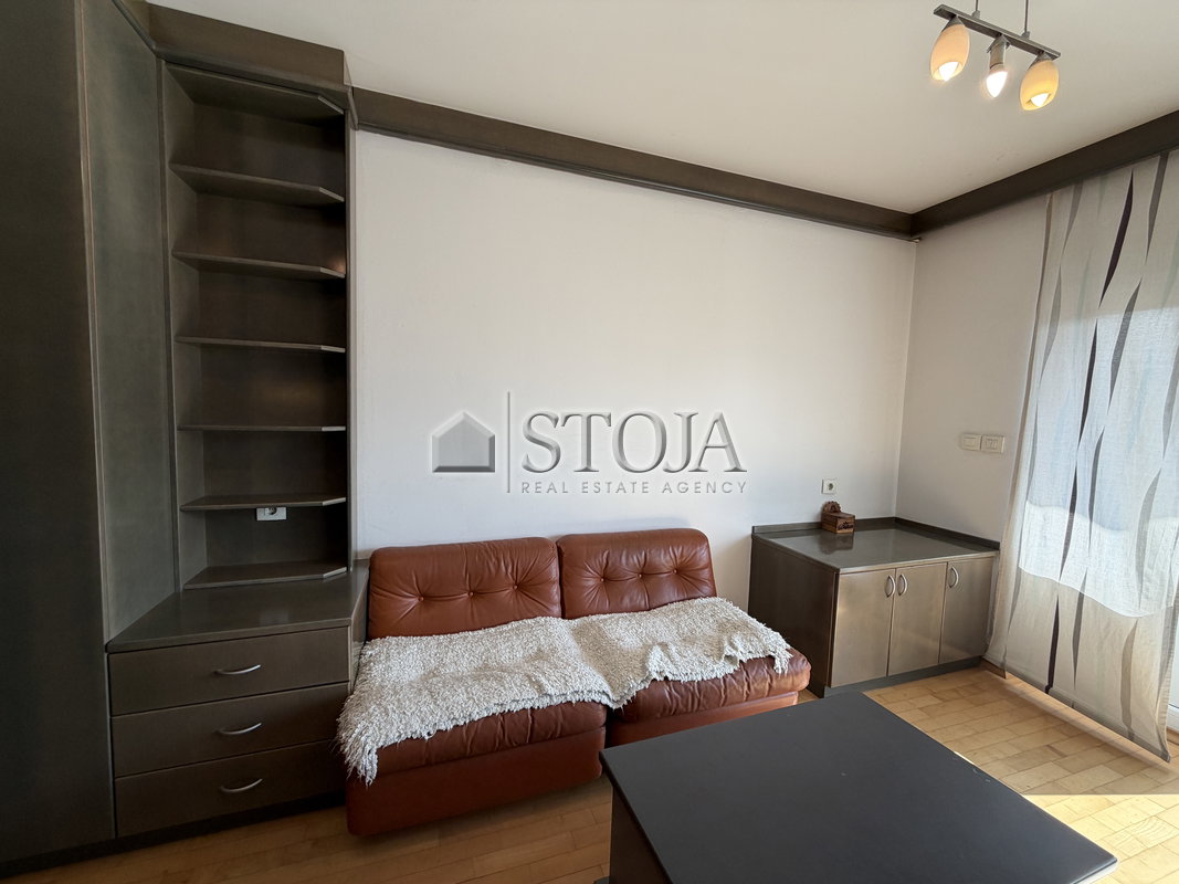 Location: Ljubljana mesto, Center, Center