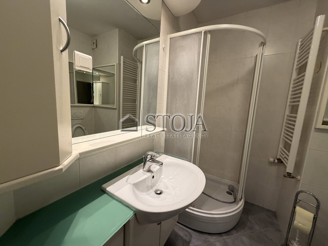 Location: Ljubljana mesto, Center, Center