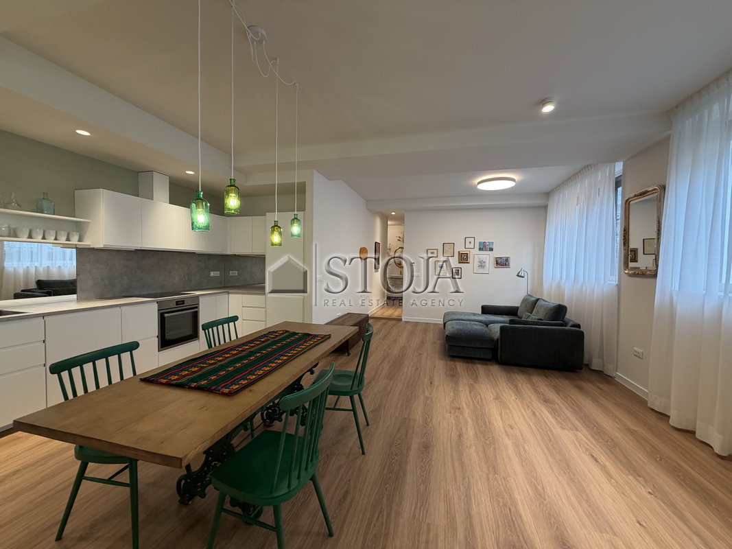 Lokacija: Ljubljana mesto, Šiška, Dravlje