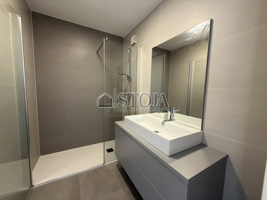 Location: Ljubljana mesto, Bežigrad, Bežigrad