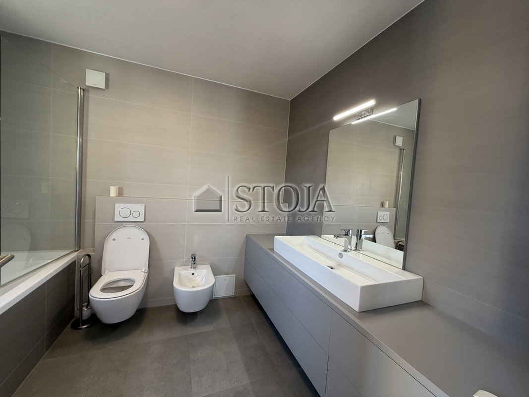 Location: Ljubljana mesto, Bežigrad, Bežigrad