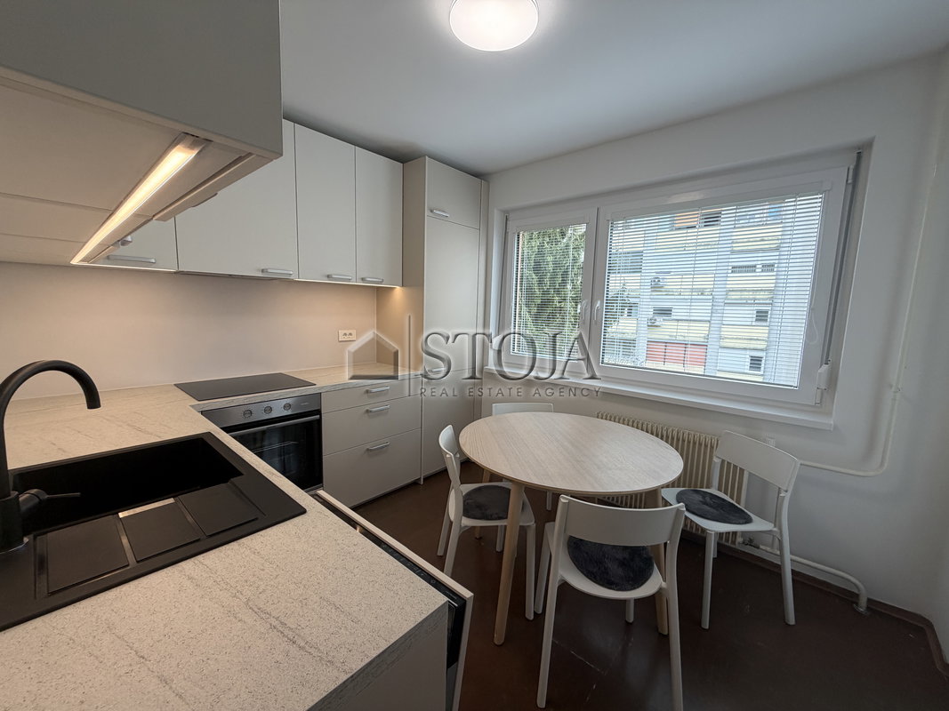 Location: Ljubljana mesto, Bežigrad, Bežigrad