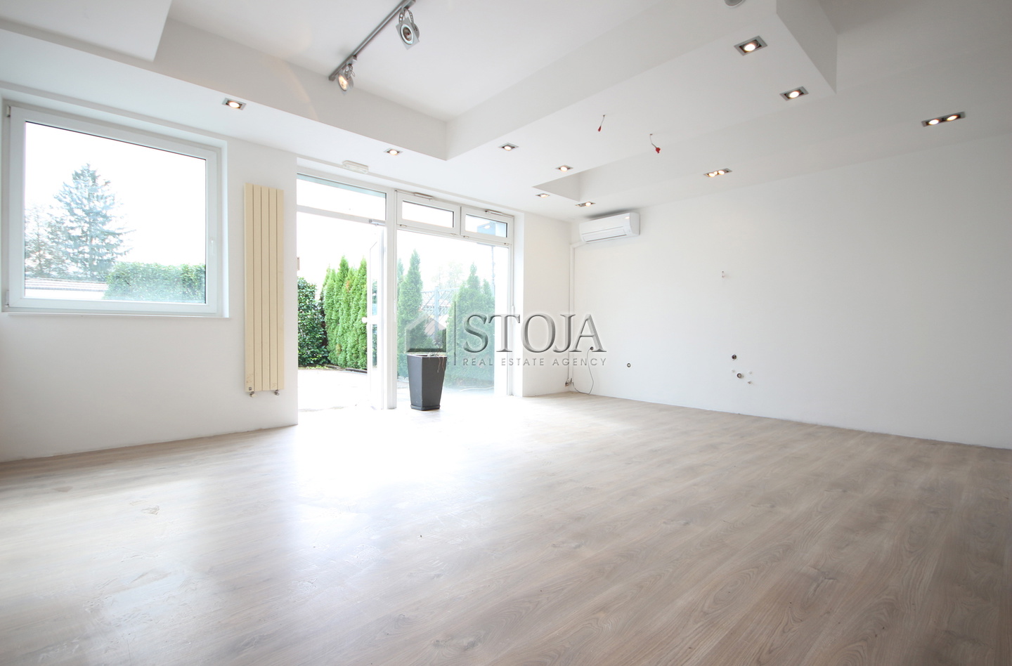 Location: Ljubljana City, Šiška, Tacen