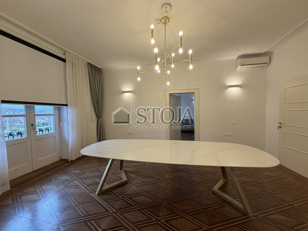 Lokacija: Ljubljana mesto, Center, Center