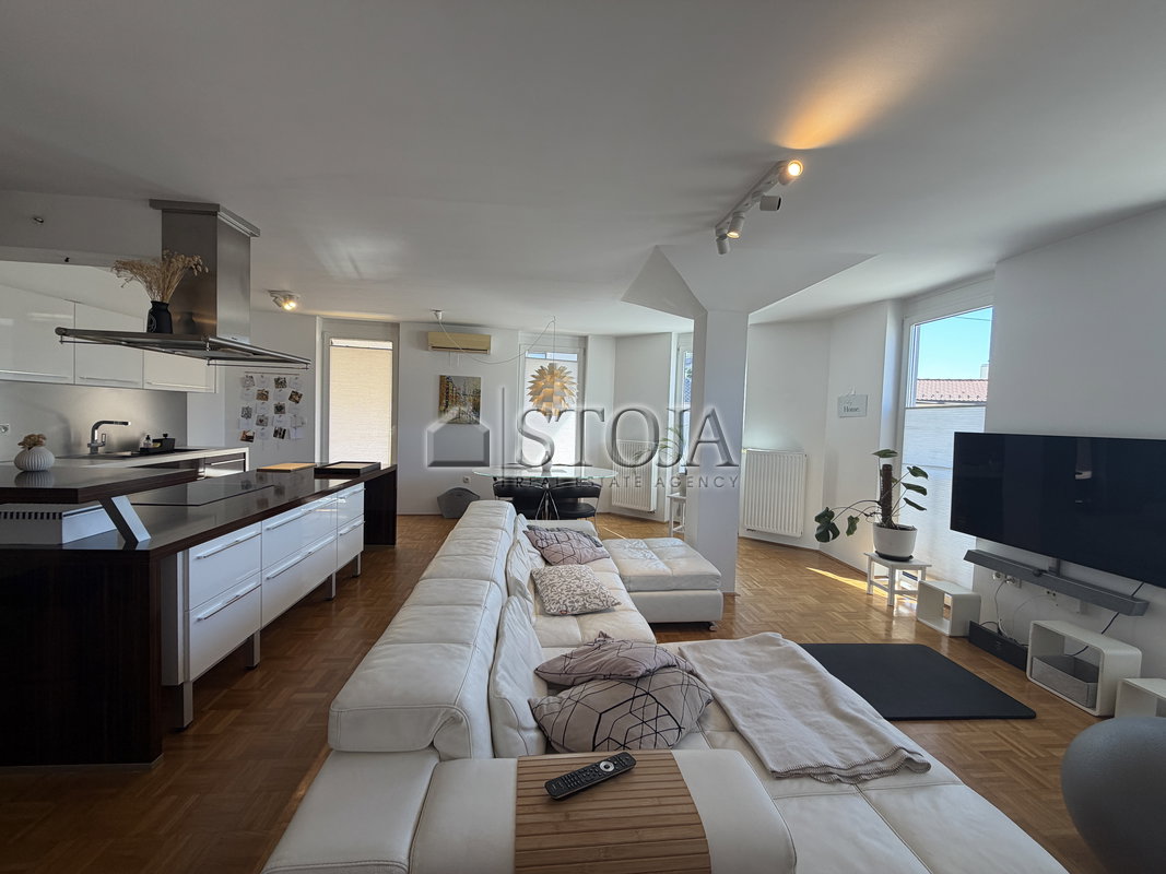 Location: Ljubljana mesto, Šiška, Sp. Šiška