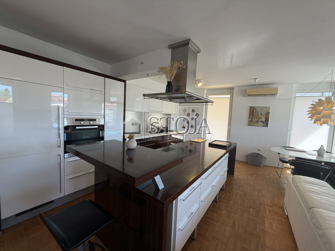 Location: Ljubljana mesto, Šiška, Sp. Šiška