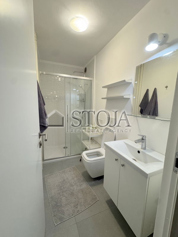 Lokacija: Ljubljana mesto, Bežigrad, Zupančičeva jama