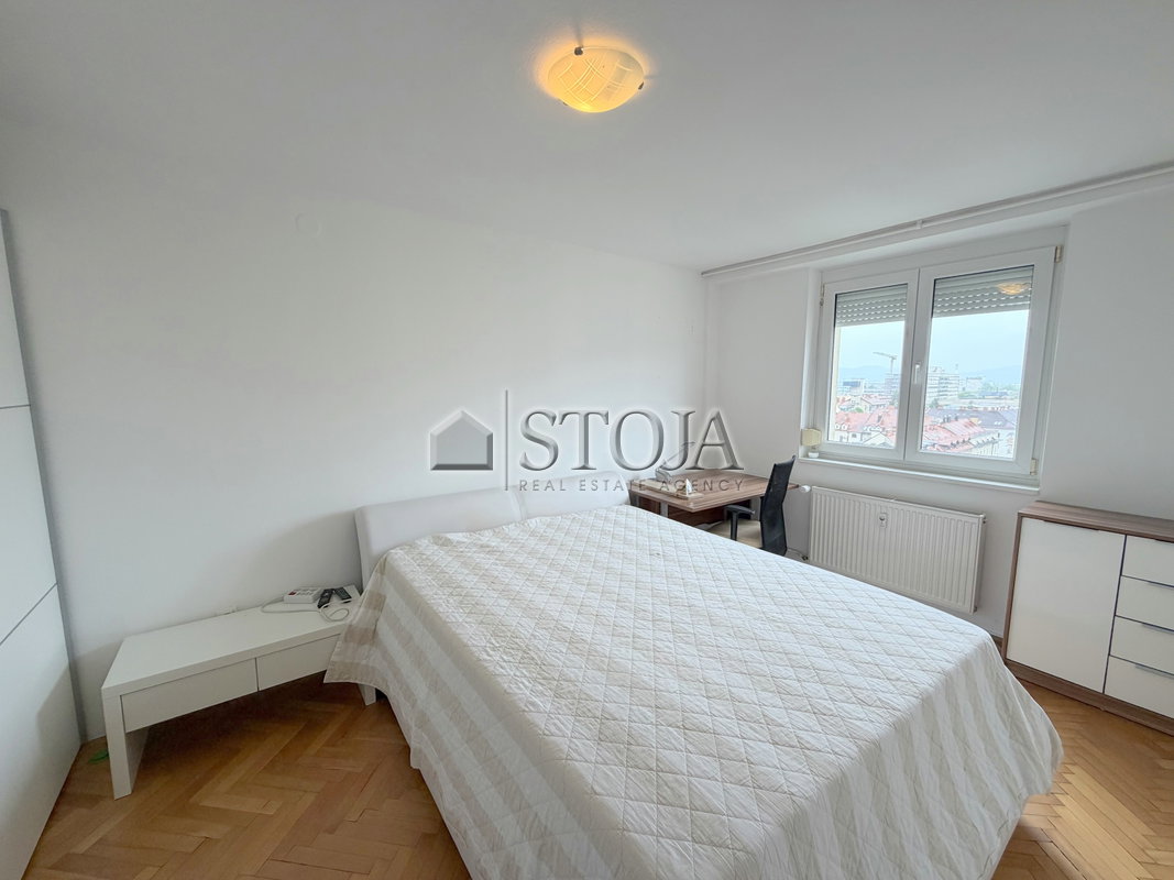 Location: Ljubljana mesto, Center, Center