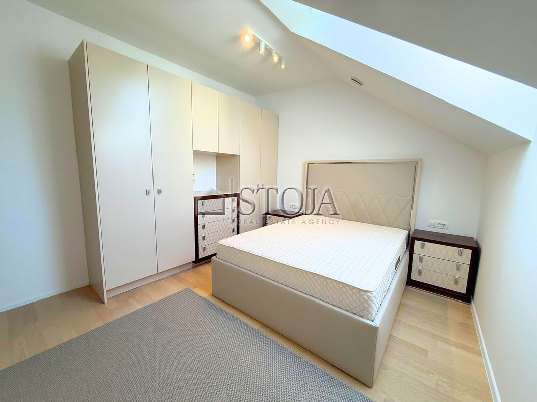 Lokacija: Ljubljana mesto, Center, Poljane