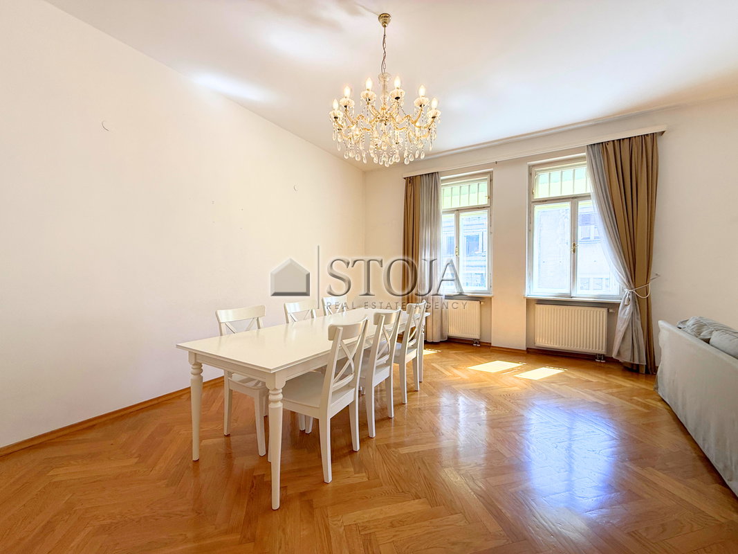 Lokacija: Ljubljana mesto, Center, Center