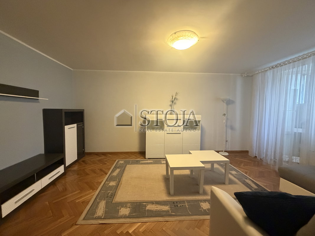 Lokacija: Ljubljana mesto, Šiška, Šiška