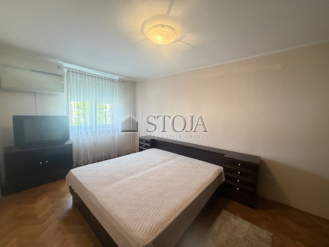 Lokacija: Ljubljana mesto, Šiška, Šiška