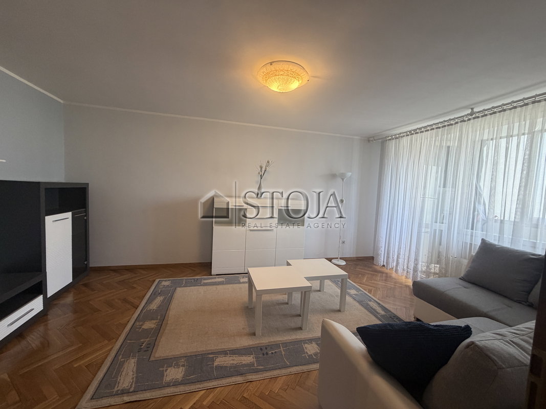 Lokacija: Ljubljana mesto, Šiška, Šiška