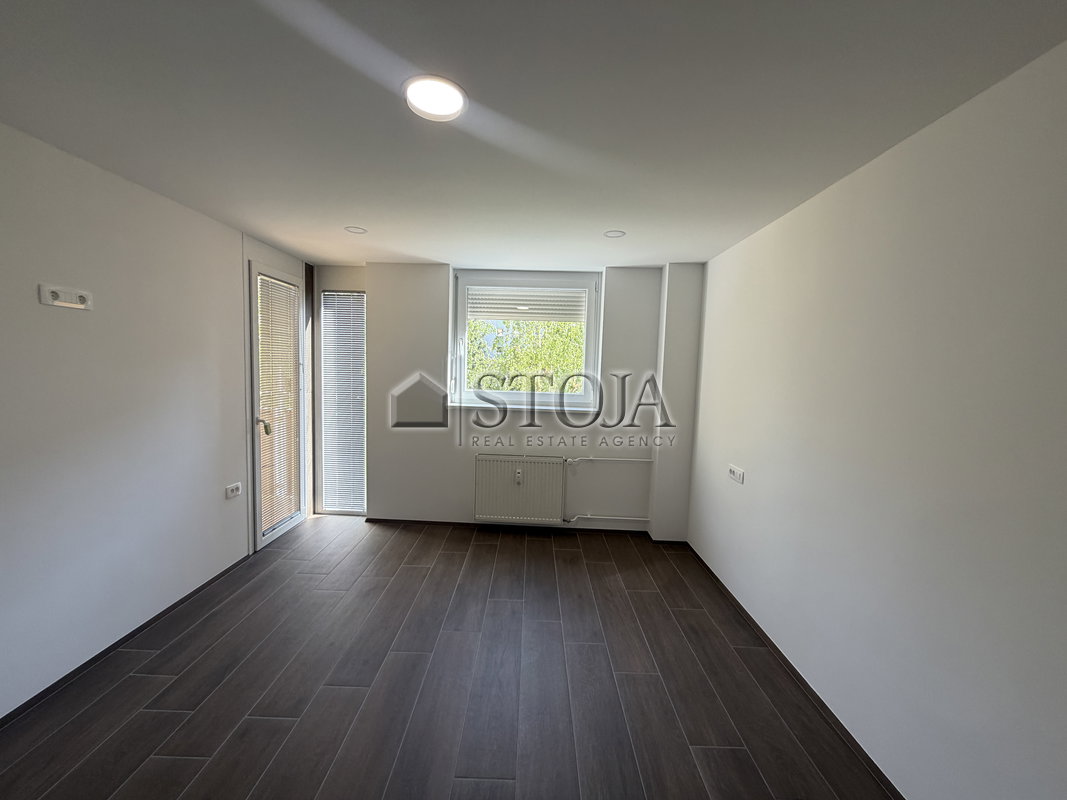 Lokacija: Ljubljana mesto, Šiška, Šiška
