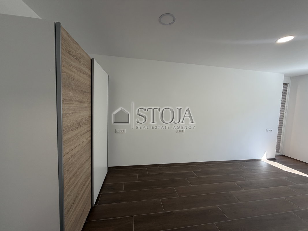 Lokacija: Ljubljana mesto, Šiška, Šiška