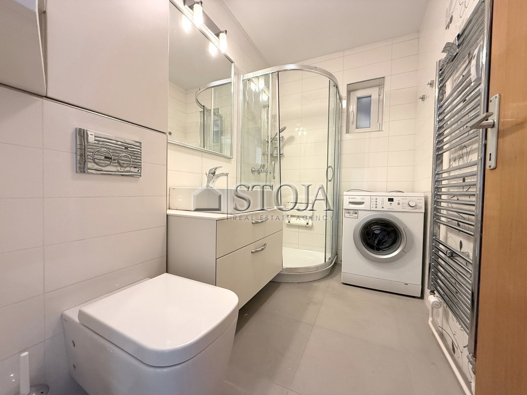 Lokacija: Ljubljana mesto, Bežigrad, Bs3