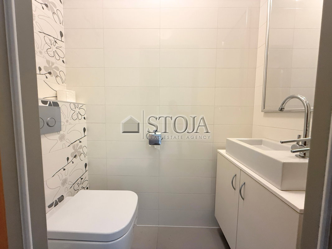 Lokacija: Ljubljana mesto, Bežigrad, Bs3