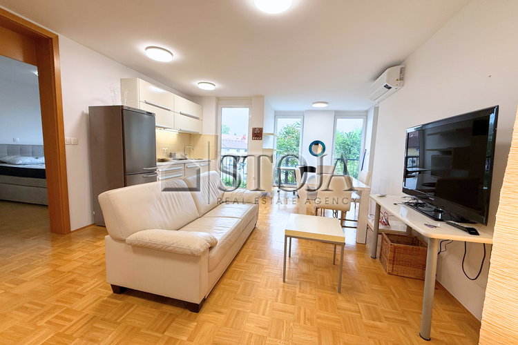 Lokacija: Ljubljana, Šiška, Sp. Šiška