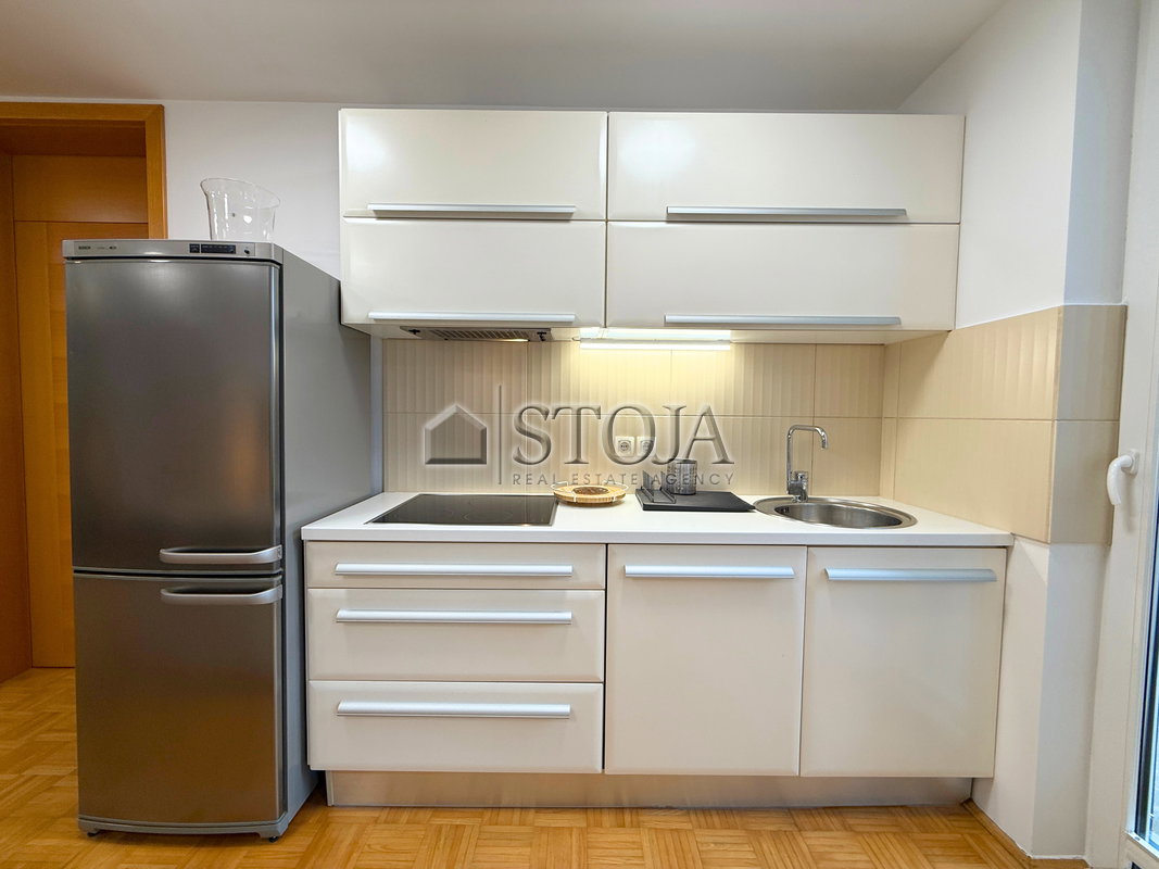 Lokacija: Ljubljana mesto, Šiška, Sp. Šiška