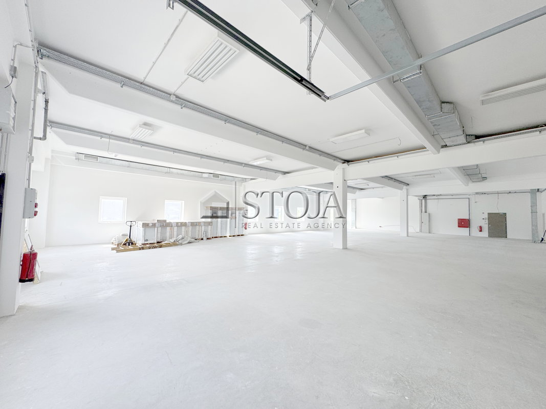 Lokacija: Ljubljana okolica, Komenda, Komenda