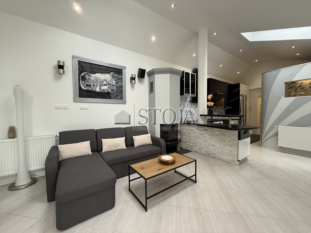 Lokacija: Ljubljana okolica, Dobrova - Polhov Gradec, Polhov Gradec