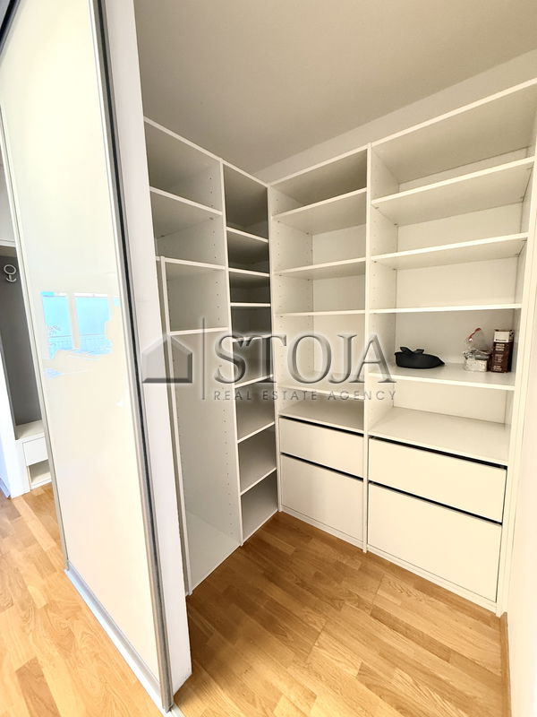 Location: Ljubljana City, Bežigrad, Bežigrad