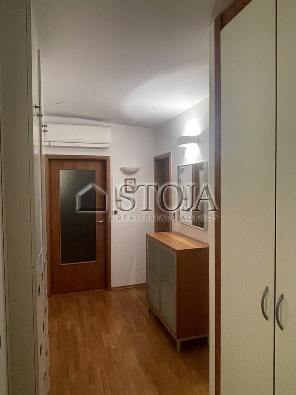 Location: Ljubljana mesto, Šiška