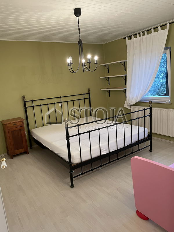 Lokacija: Ljubljana okolica, Domžale, Radomlje