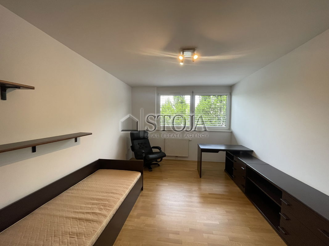 Location: Ljubljana City, Bežigrad, Bežigrad