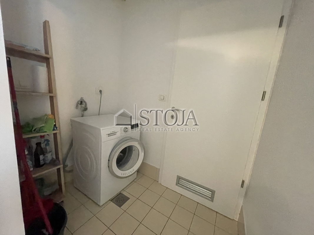 Location: Ljubljana City, Bežigrad, Bežigrad