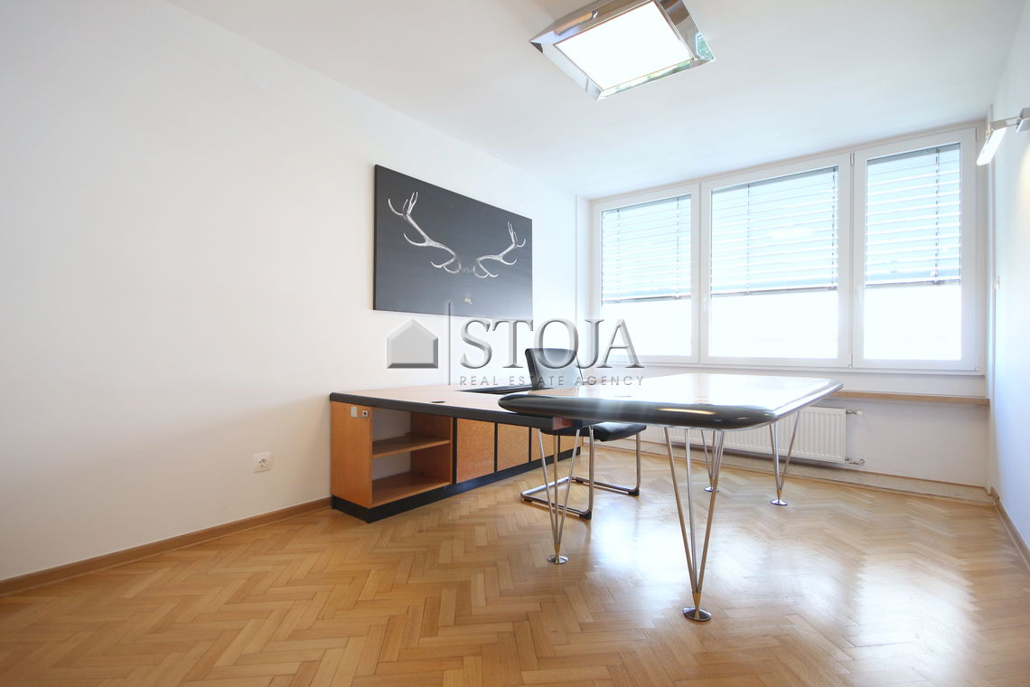 Location: Ljubljana city, Center, Center