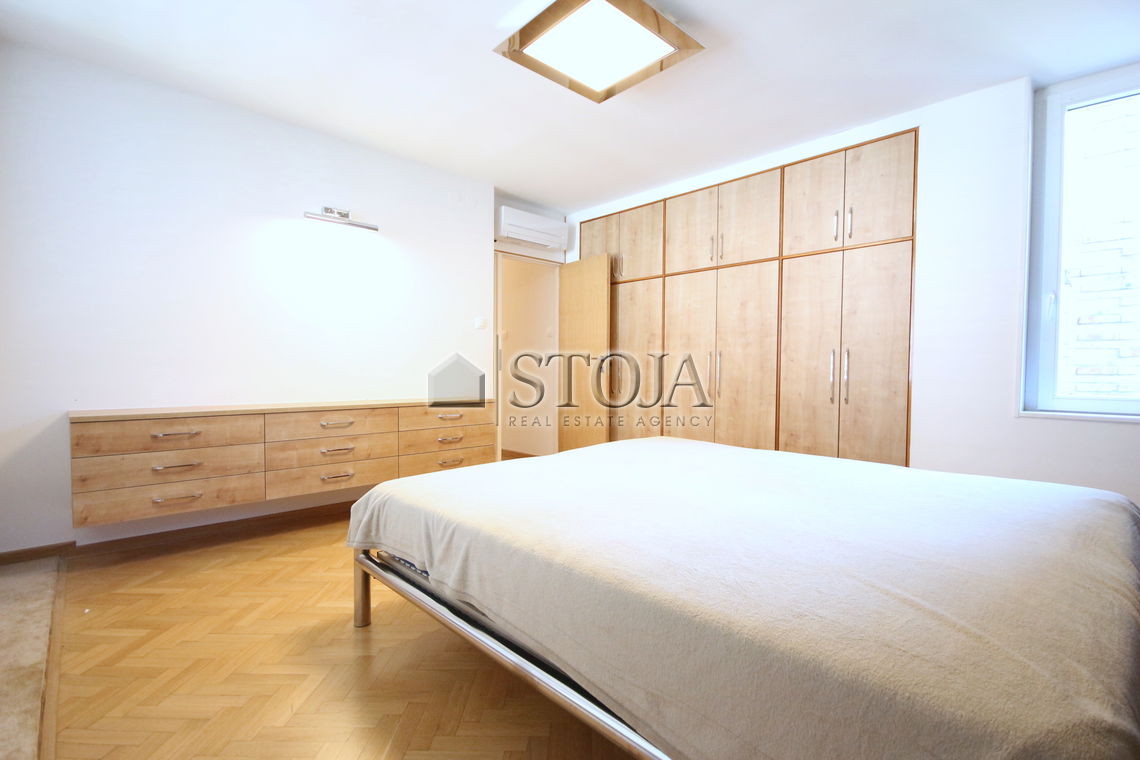 Location: Ljubljana city, Center, Center