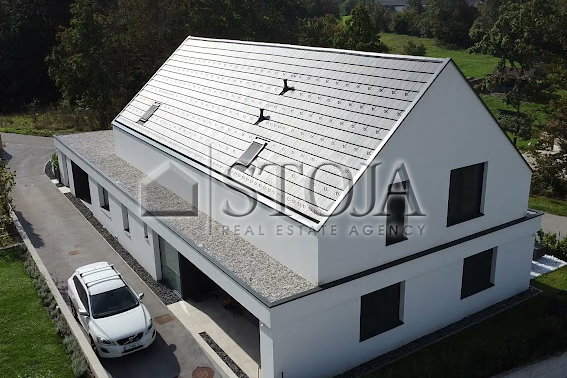 Lokacija: Ljubljana okolica, Brezovica, Podpeč