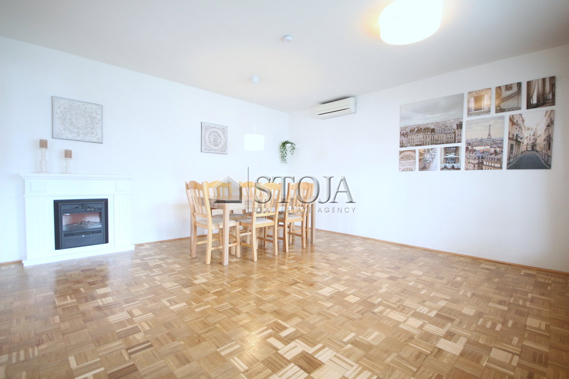 Location: Ljubljana mesto, Bežigrad, Črnuče