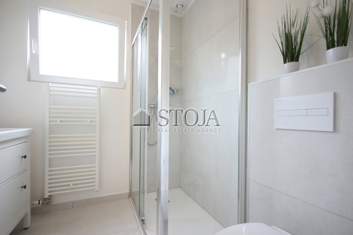 Location: Ljubljana mesto, Bežigrad, Črnuče