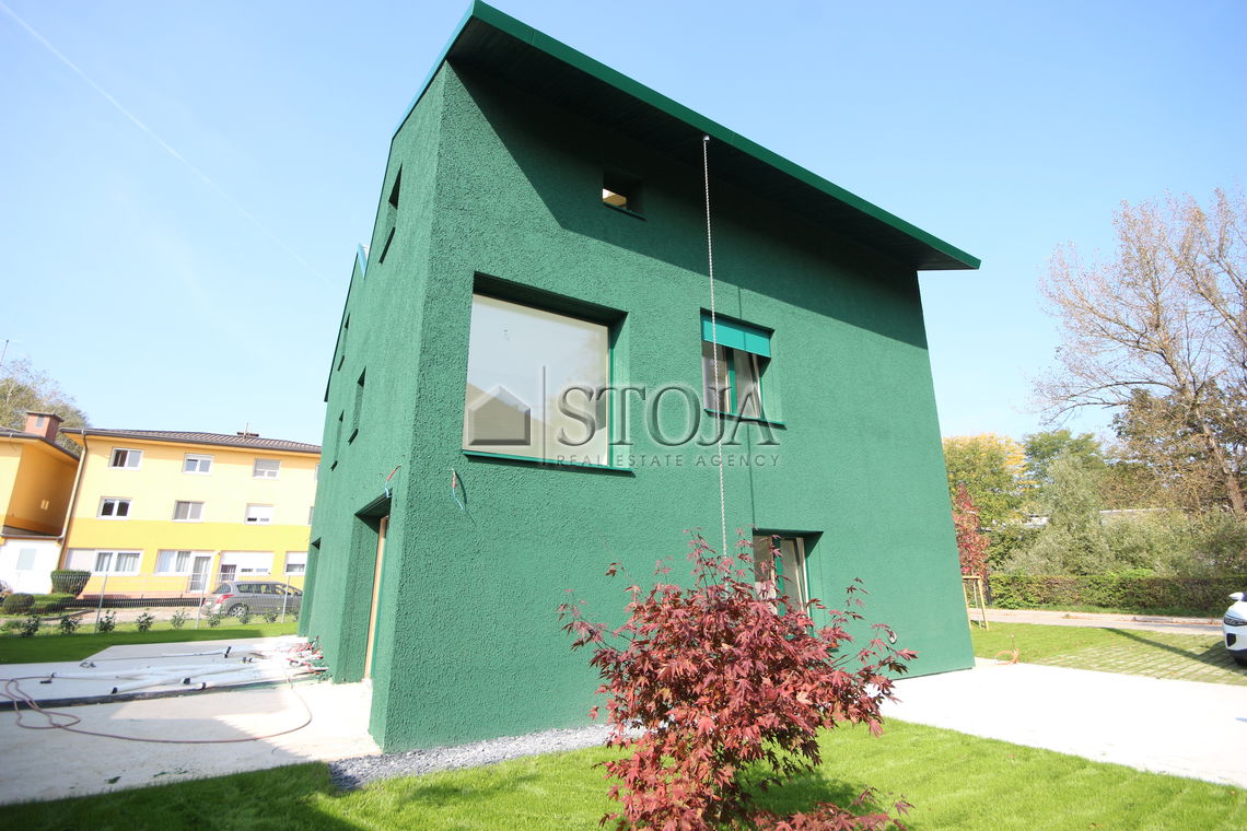 Lokacija: Ljubljana mesto, Center, Center