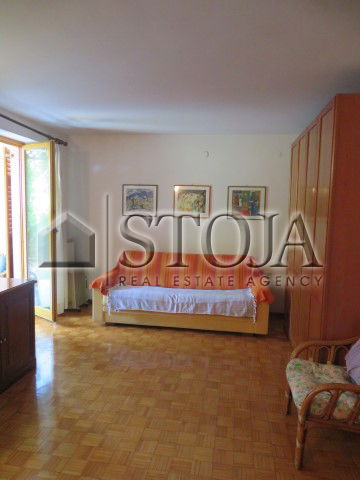 Lokacija: Obalno - kraška, Koper, Markovec