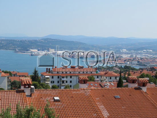 Lokacija: Obalno - kraška, Koper, Markovec