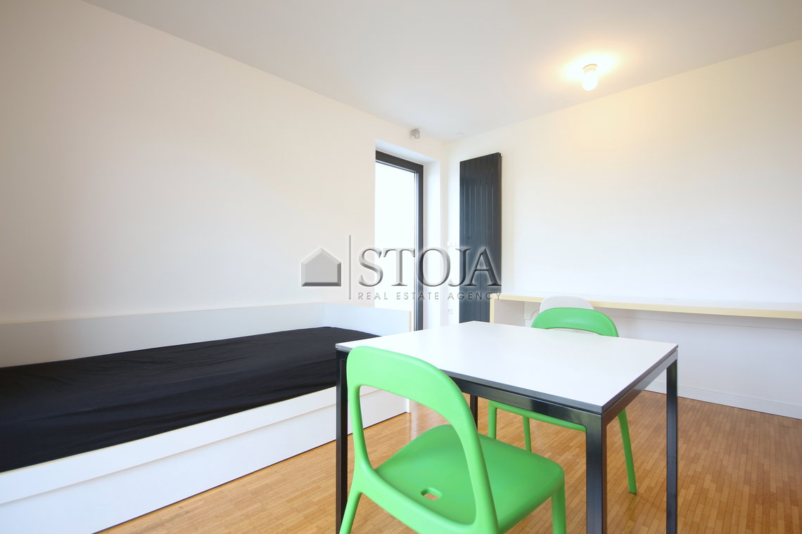 Lokacija: Ljubljana mesto, Moste-Polje, Bizovik